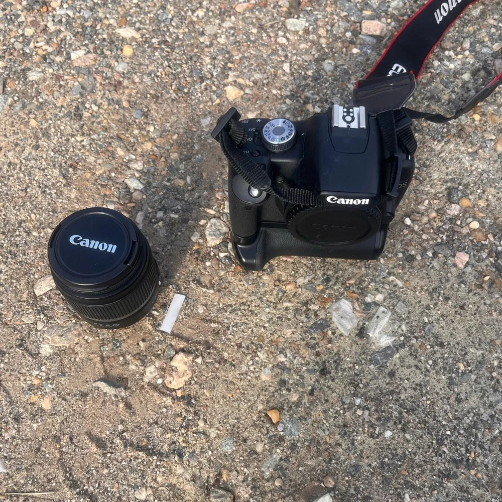 CANON CAMERA FOR SALE!!!